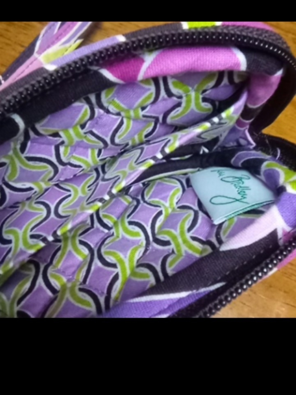 Vera Bradley Black & Pink Quilted Wristlet Phone Case - Picture 2 of 3